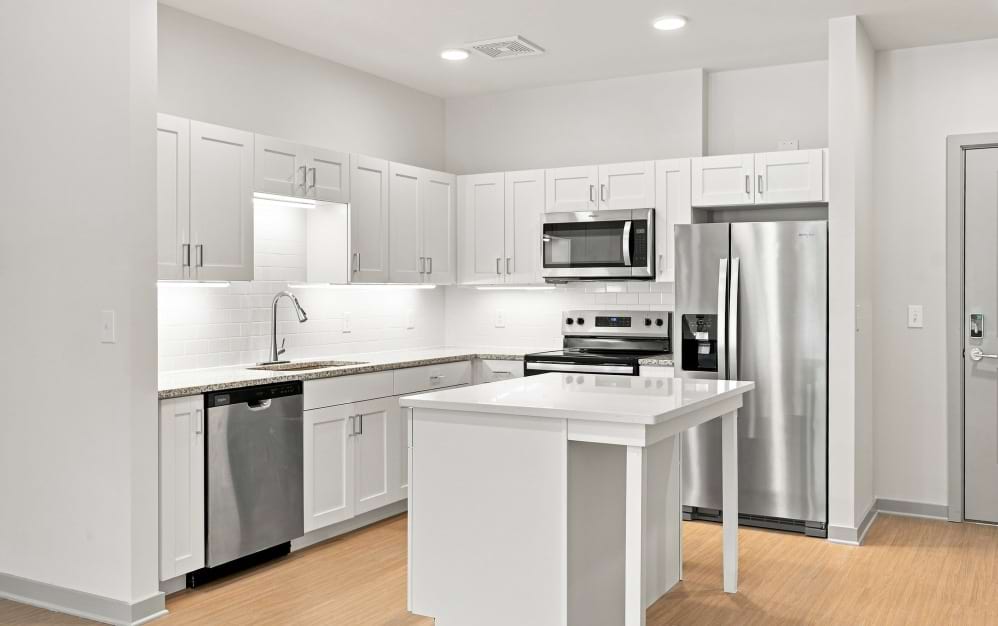 2B3 - 2 bedroom floorplan layout with 2 bathrooms and 1186 square feet (Gourmet Designer Kitchen)