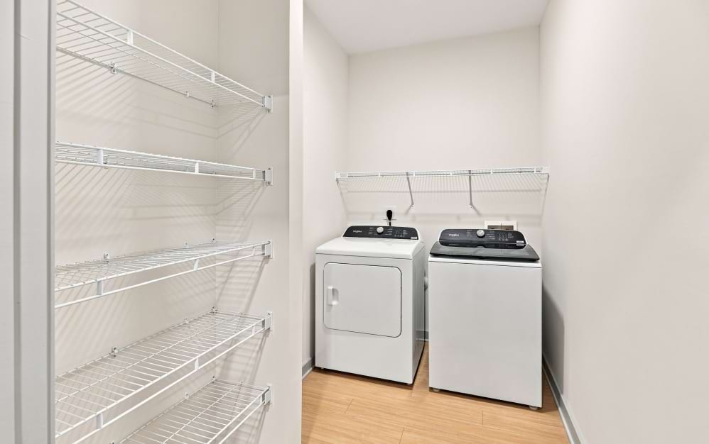 2B3 - 2 bedroom floorplan layout with 2 bathrooms and 1186 square feet (Spacious Laundry Room)